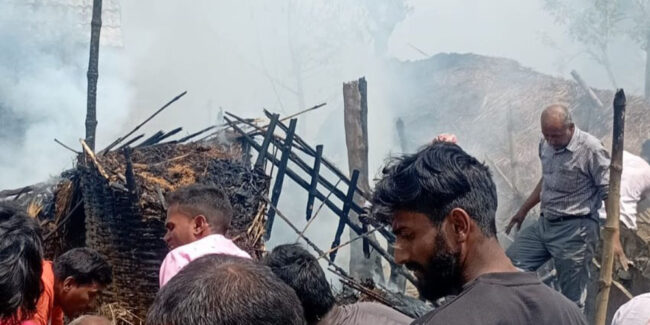 सर्लाहीमा आगलागीबाट ६ घर जलेर नष्ट