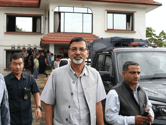 जनार्दन शर्माले गरे पार्टीमा आत्मालोचना, ४ वर्षपछि माइन्यूटमा हस्ताक्षर